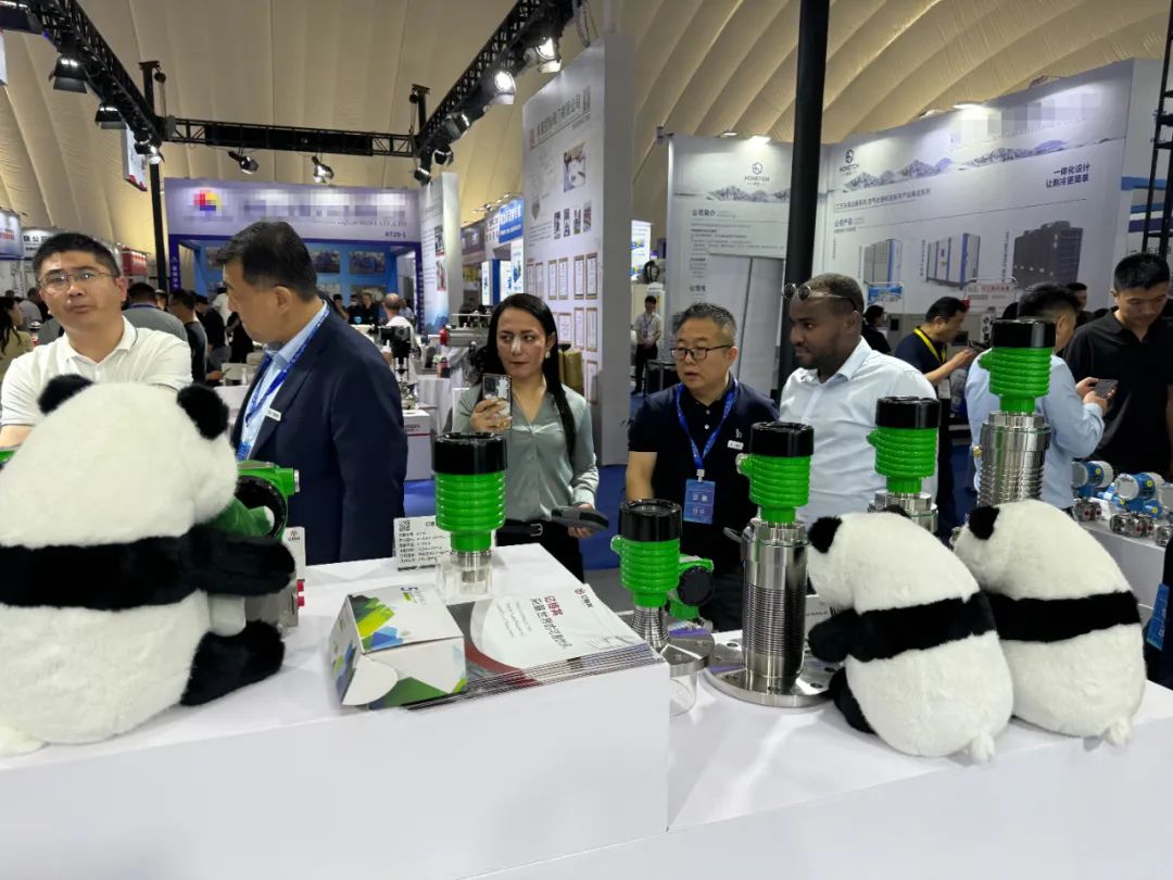 山东亿格其展会.jpg